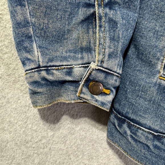 Lee Denim Jacket Mens L Faux Fur Linen Collared Jean Pockets Warm Button Up - Picture 2 of 10